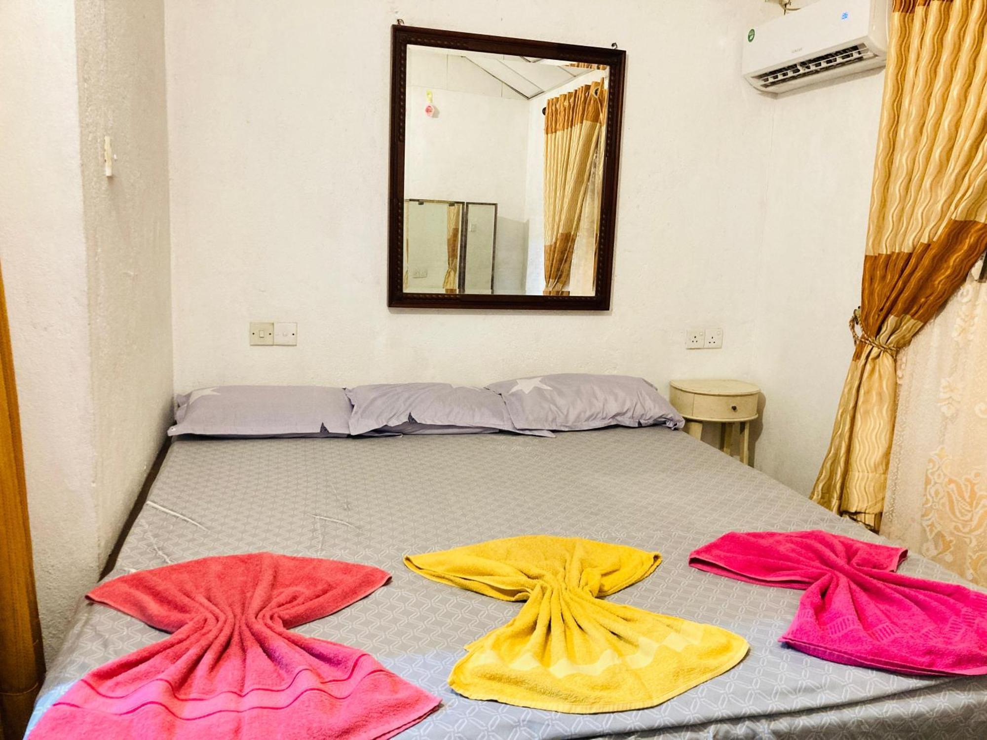 Suriya Ocean Villa Wadduwa Exteriér fotografie